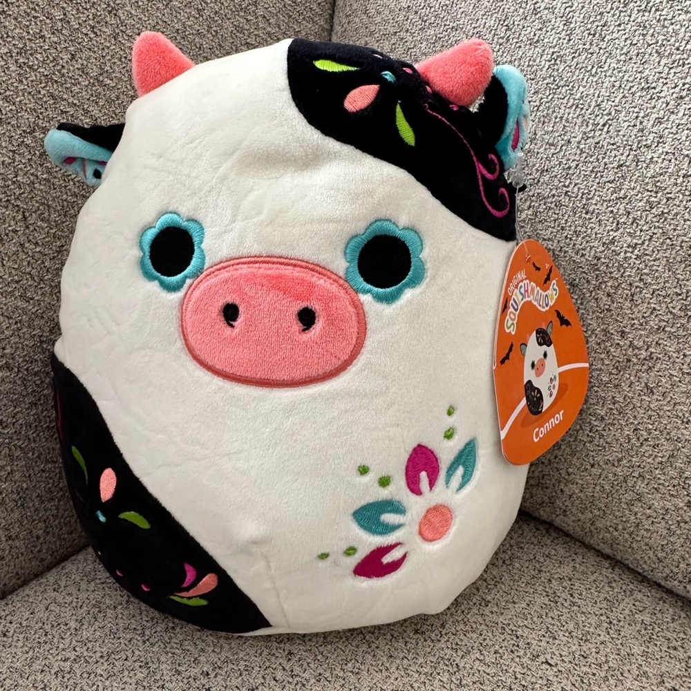Nwt Connor the Day of the Dead Cow Halloween Squishmallow 8"  HTF